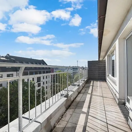 Gem - 2 Bedroom Alpine View Tranquility Apartment *